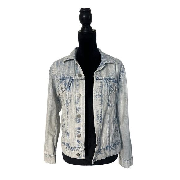 Lucky Striped Light Wash Distressed Weekend Trucker Jacket  Size XS - Picture 2 of 14